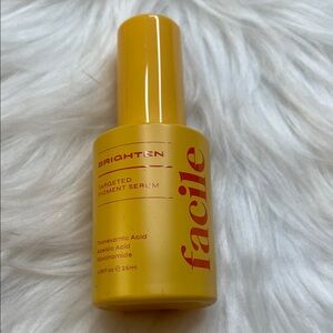 Facile Brighten Targeted Pigment Serum
